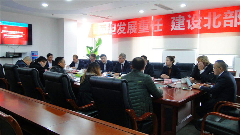 成都天翔環(huán)境與德國歐綠?？腿藖砑瘓F洽談