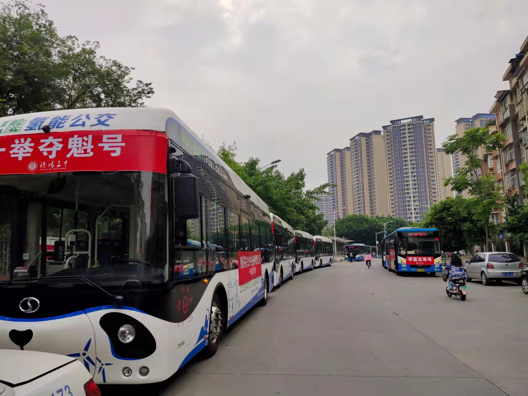 【一線(xiàn)風(fēng)采】匠心筑夢(mèng)公交情